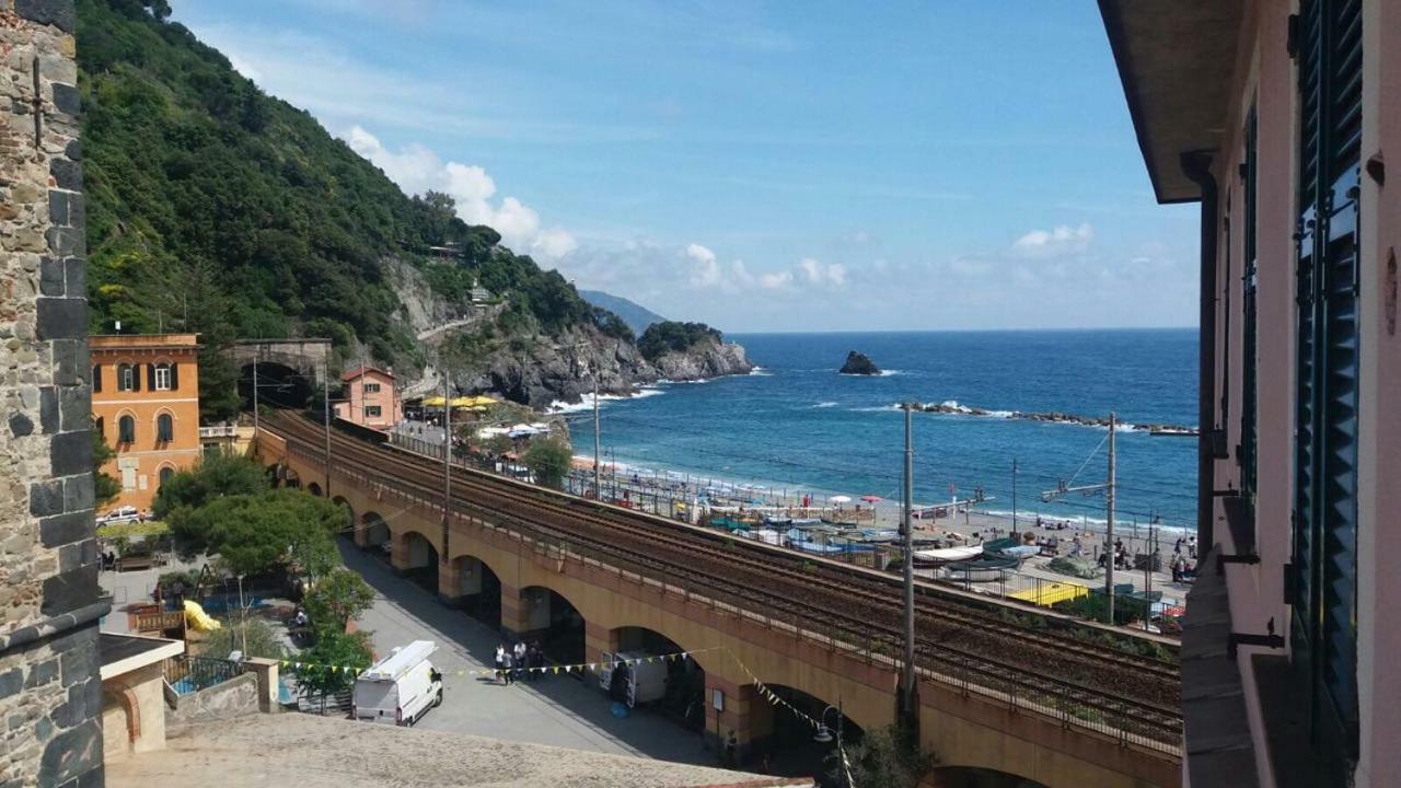 Great Location Private Entrance Apartment Monterosso al Mare Bagian luar foto